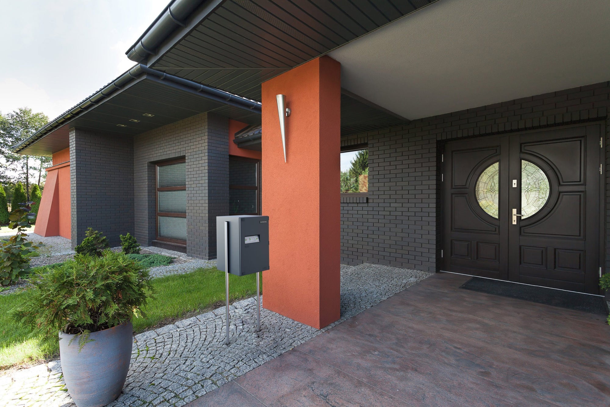 Nie mehr ein Paket verpassen! Die neue Paketbox eBoxx EASY+ - BURG-WÄCHTER | BURG-GUARD